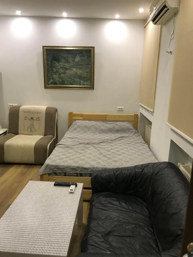 Апартаменты На Дворянская Odessa Esterno foto